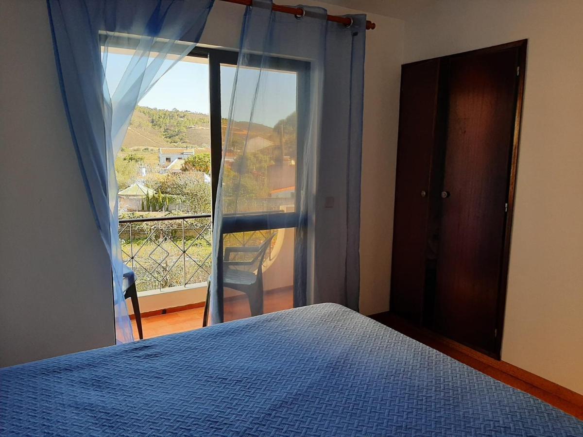 Casa Dos Pais Apartman Odeceixe Kültér fotó